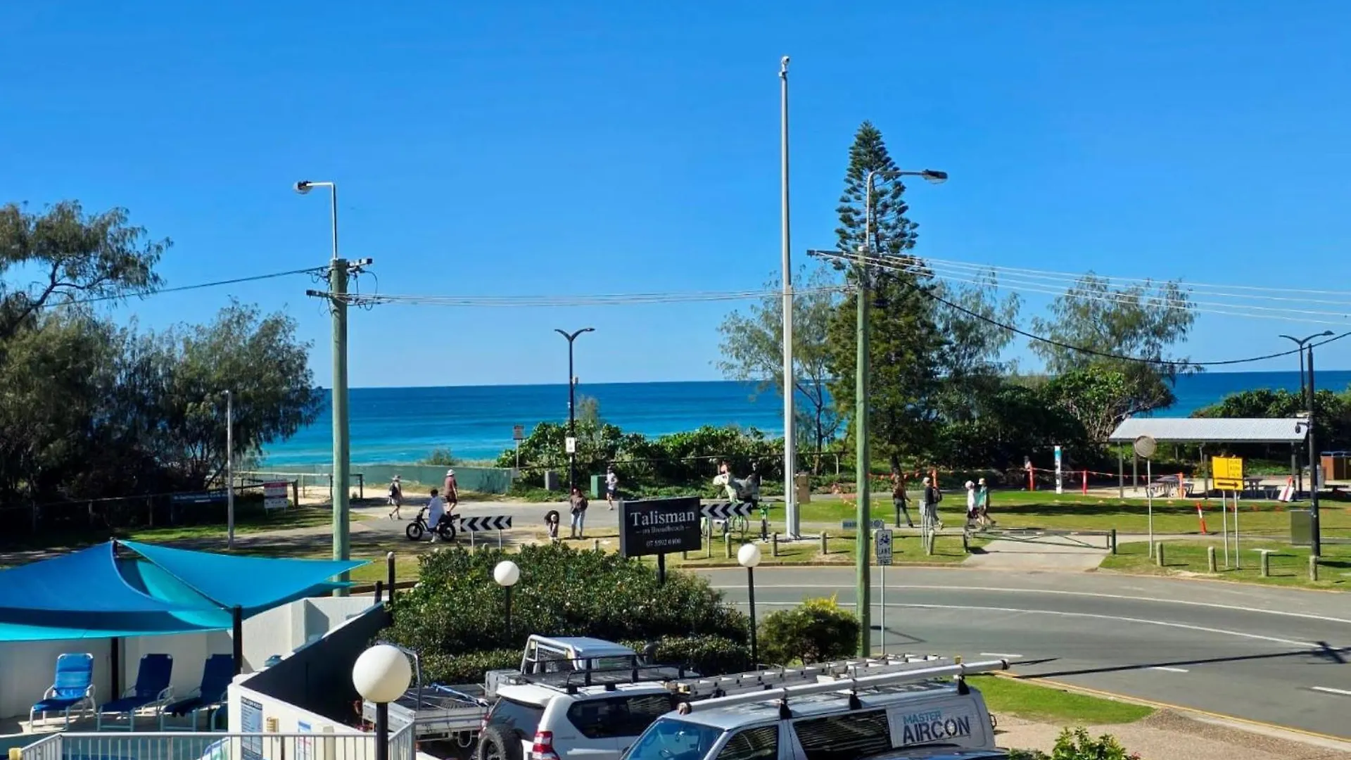 Daire Sun-Kissed Escape - Broadbeach Gem Gold Coast